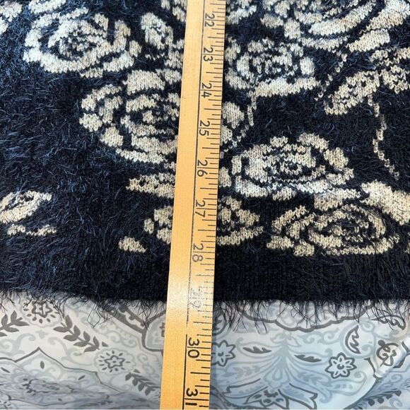 Black Rivet rose metallic print soft faux fur sweater cardigan jacket - Picture 12 of 12